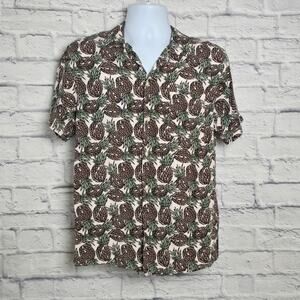 🌼Goodfellow Shirt Mens Size Medium Pineapple Print Short Sleeve Button Down